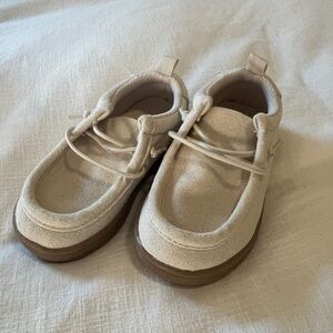 Baby Gap Cream Canvas Loafer Shoes size 6